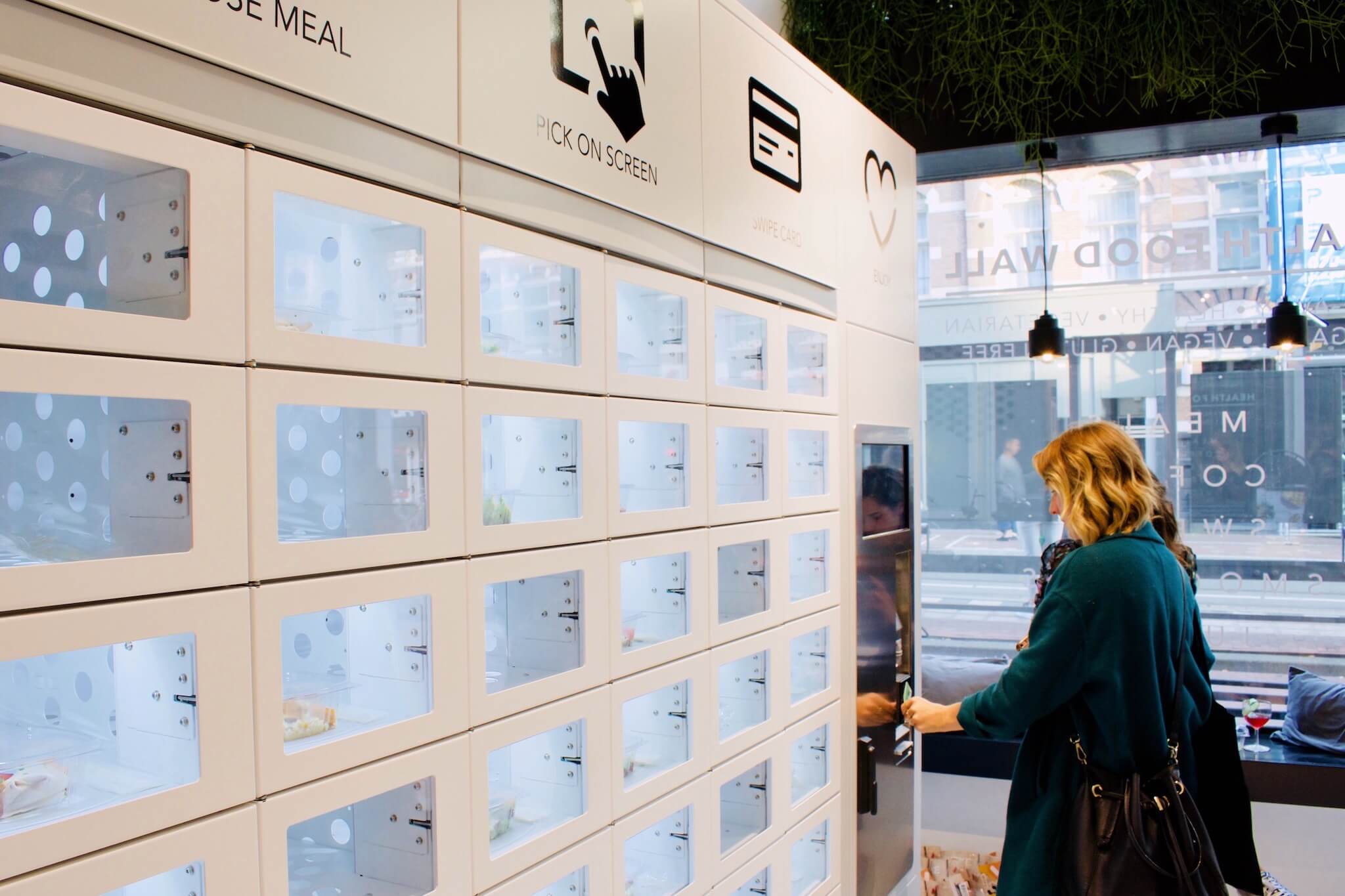 Health Food Wall: ‘s werelds eerste gezonde trekmuur draait op Lightspeed!