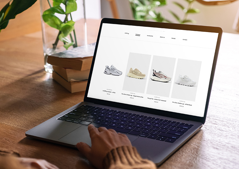 Een professionele <br>webshop maken doe je met Lightspeed eCom